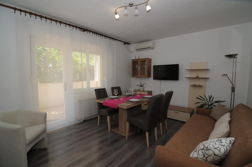 Apartment Duka Крк Екстер'єр фото