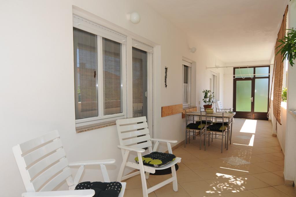 Apartment Duka Крк Екстер'єр фото